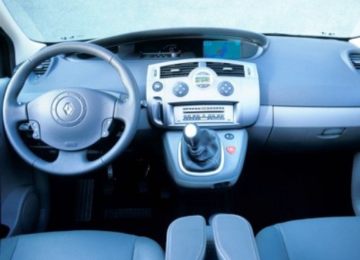 Renault Scenic II 1.9 dci: Test Drive - Fotogallery - 4